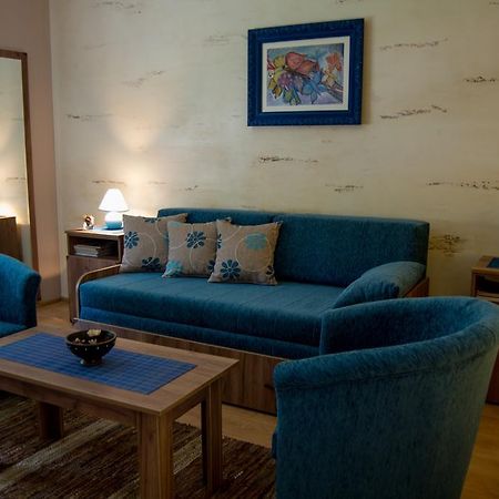Guest House A'Storia ルマ エクステリア 写真